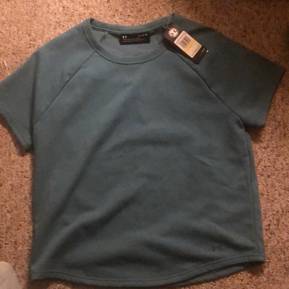 Under armor shirt